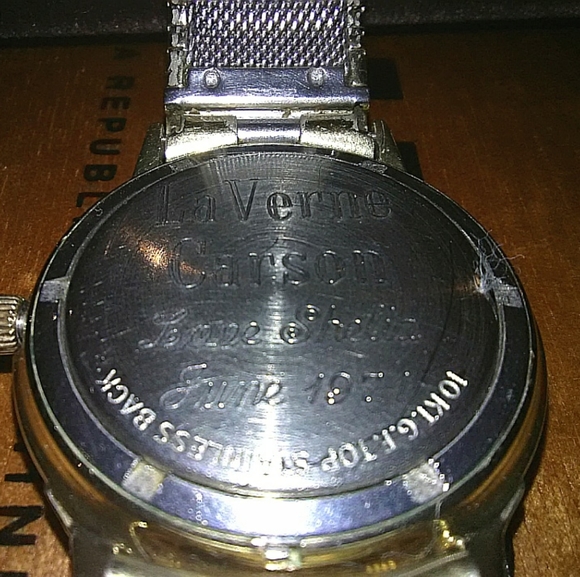 1970's 10kt Gold Filled Wittnauer Automatic - Picture 2 of 6